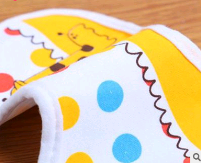 360° Rotating Waterproof Bib for Babies and Kids